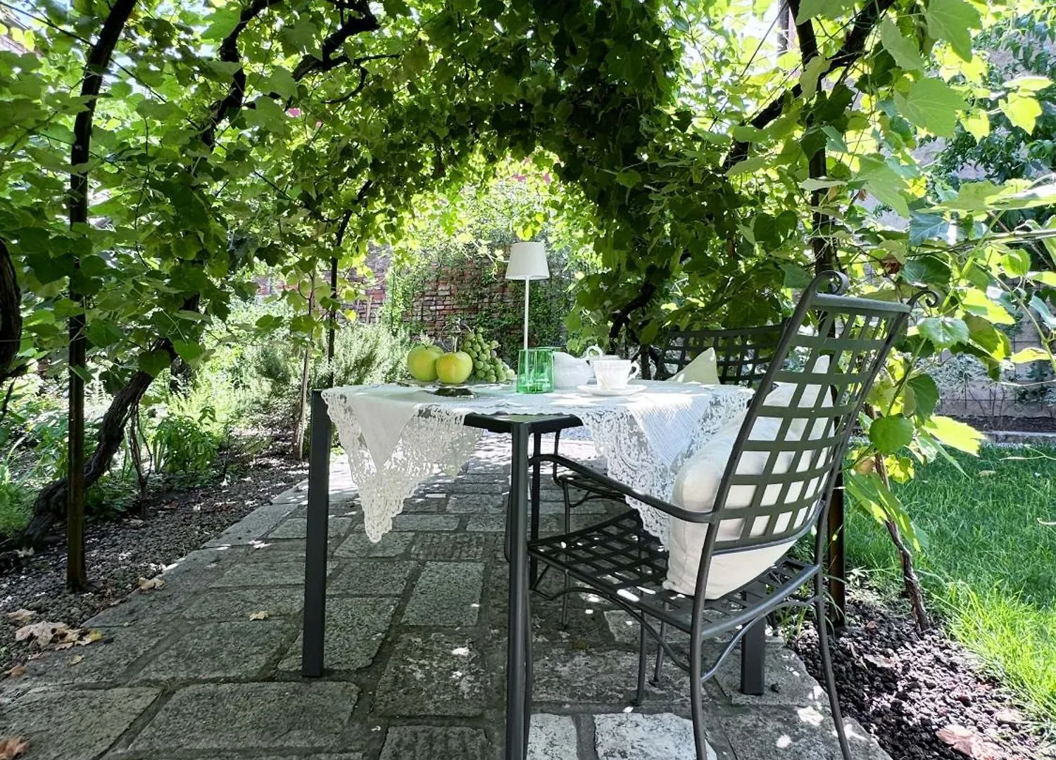 B&B Carmen Garden Burano Bed & Breakfast
