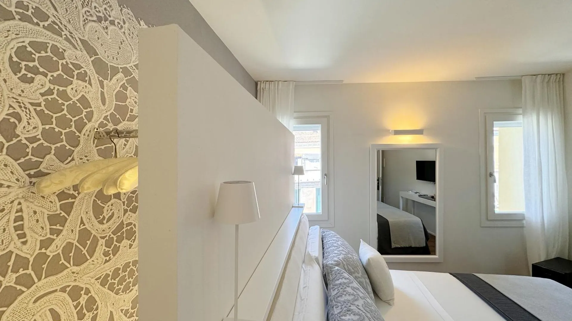 B&B Carmen Garden Burano Bed & Breakfast